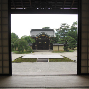 勅使門