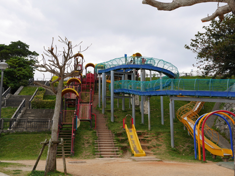 海軍塚公園遊具